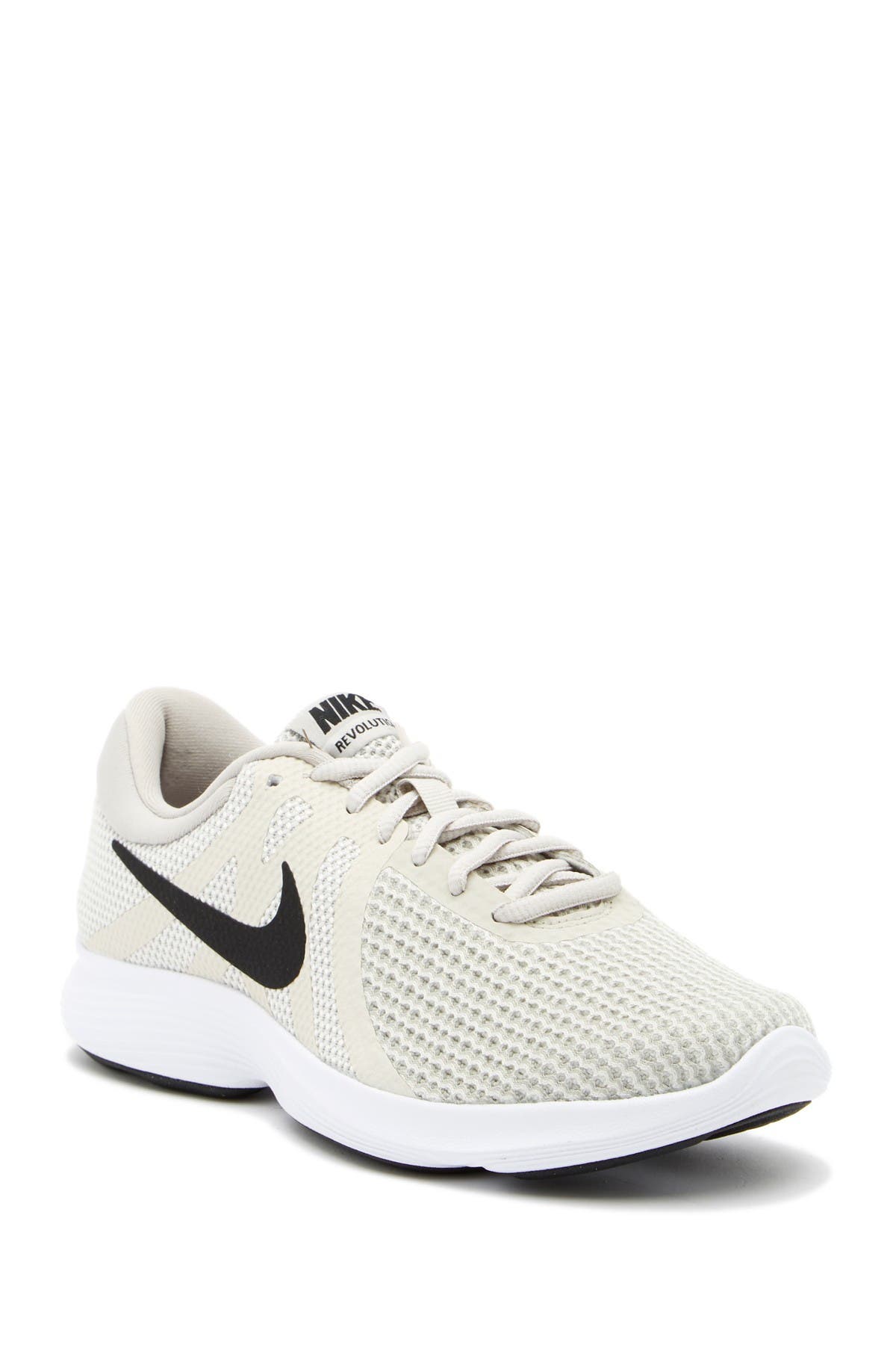 revolution 4 running shoe