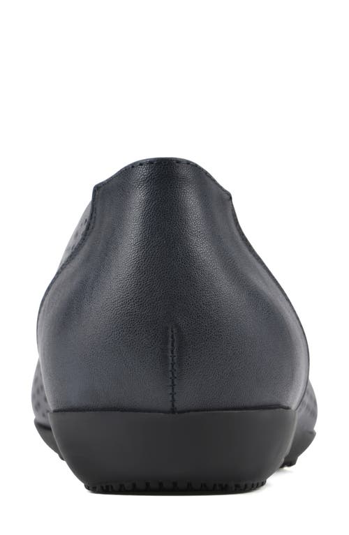 Cliffs By White Mountain Cindy Flat In Navy Burnished Smooth
