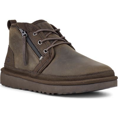 UGG Neumel Chukka Boot, Black