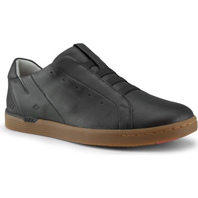 Kizik New York Gum Bottom Slip-On Sneaker, Black