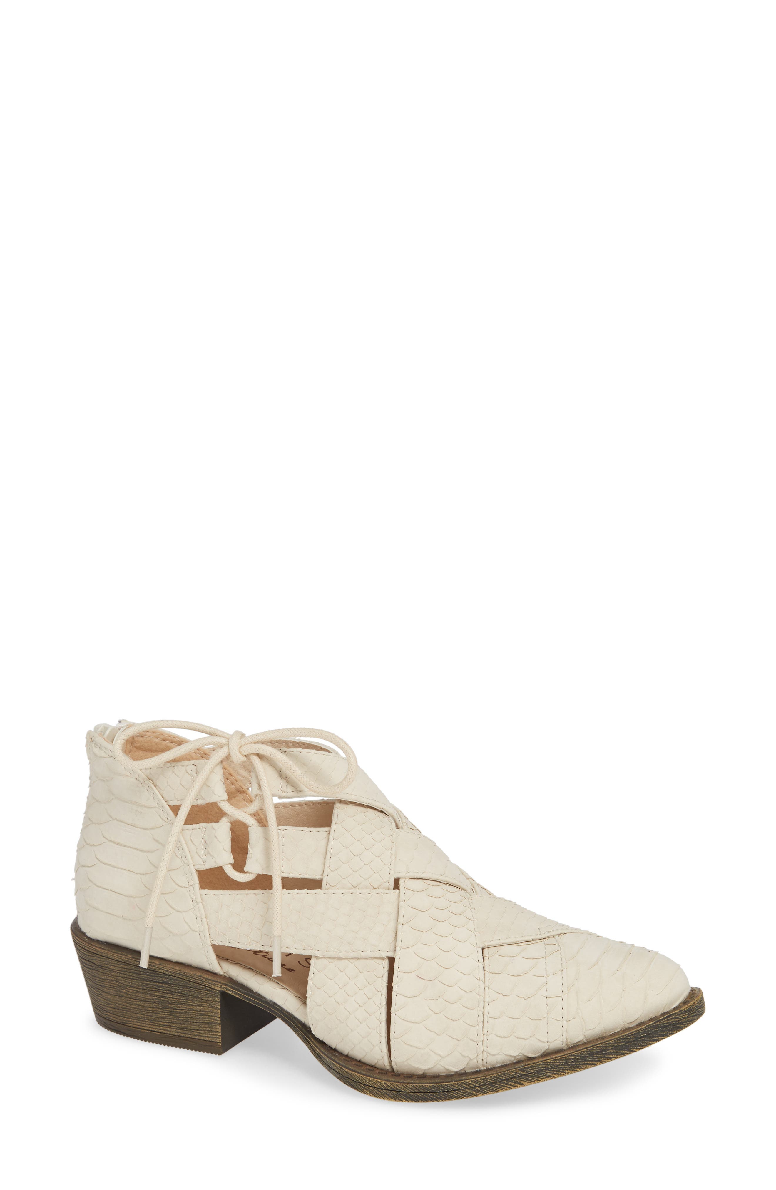 Coconuts By Matisse Lux Bootie, Ivory