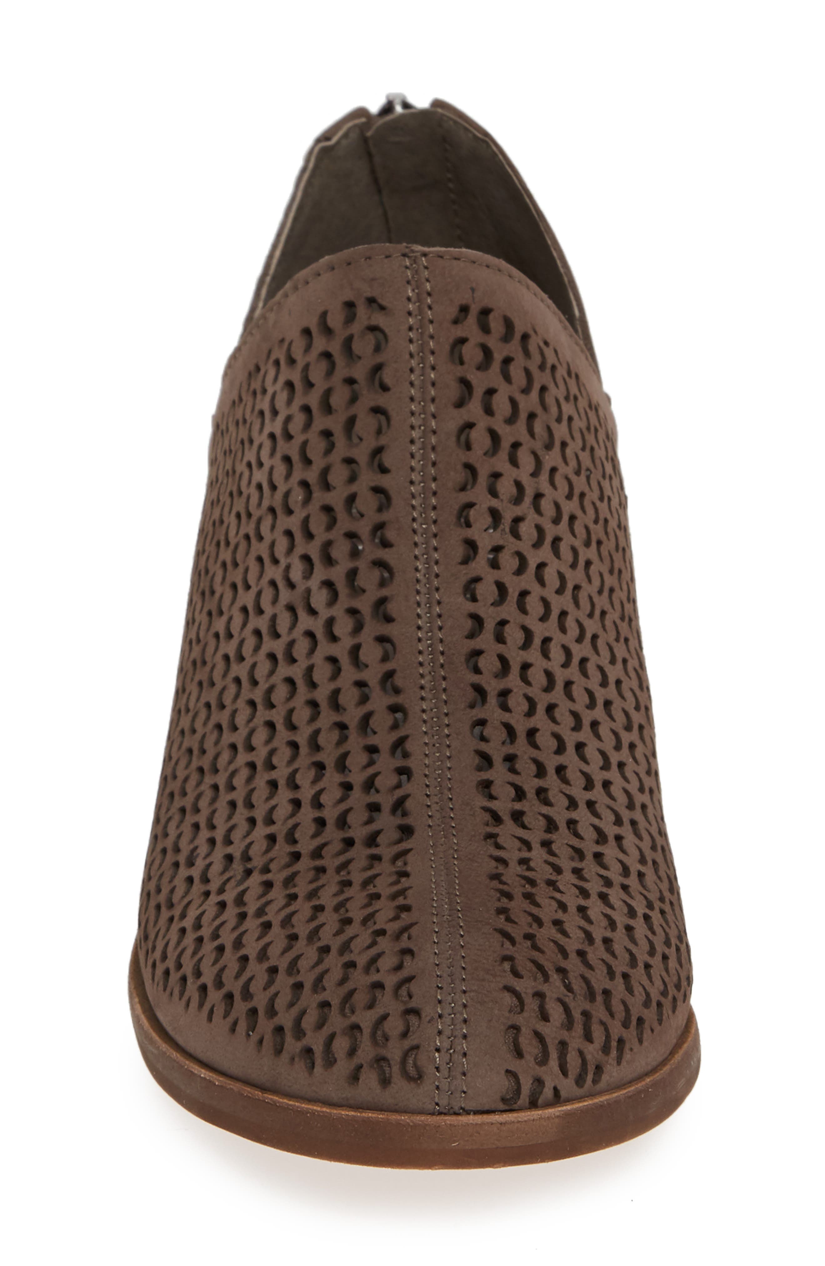 vince camuto paleta bootie