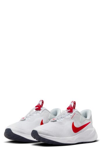 Nike Revolution 7 Road Running Shoe In White