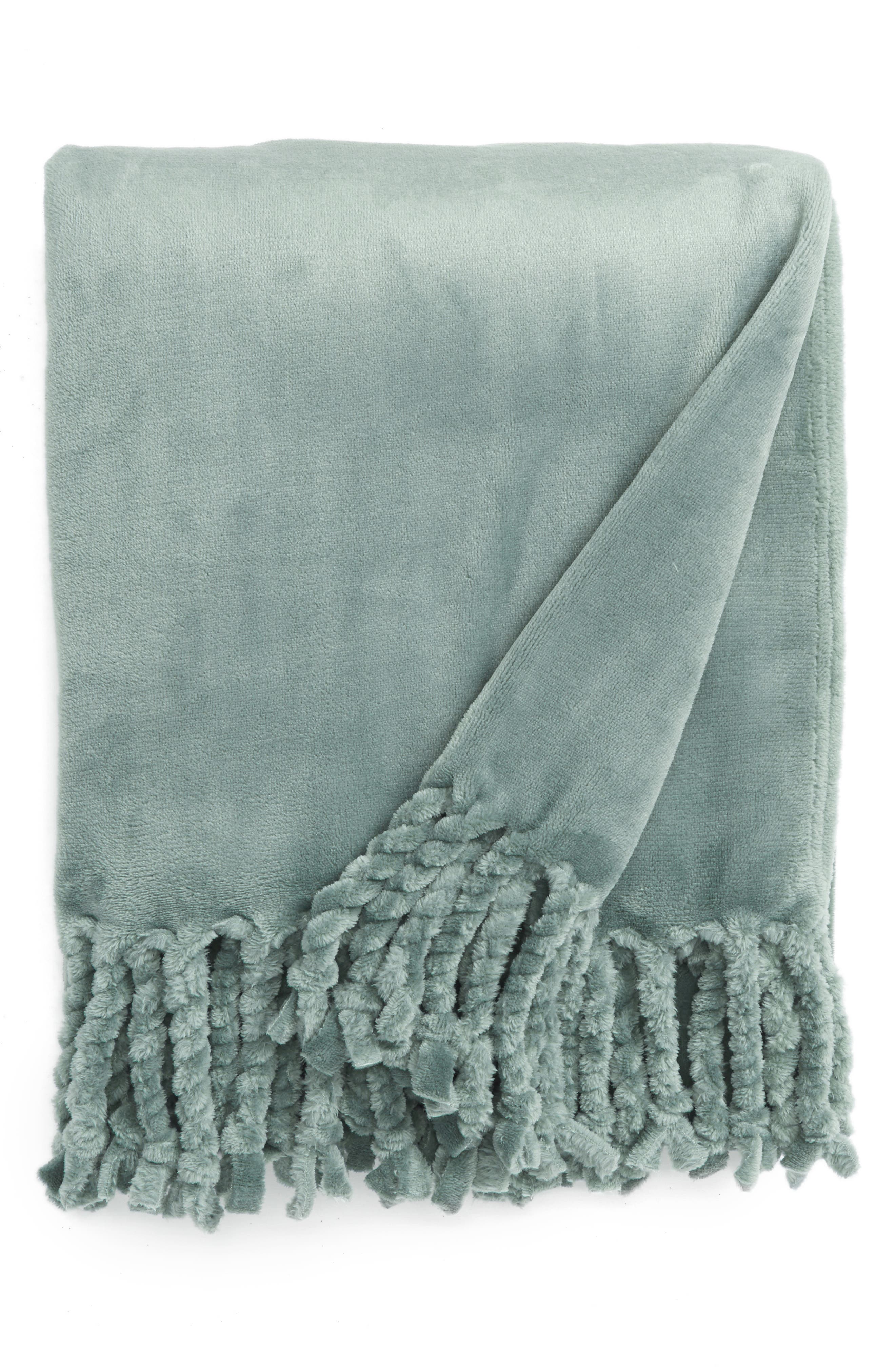 NORDSTROM AT HOME,
                            Kennebunk Bliss Plush Throw,
                            Main thumbnail 261, color,
                            445