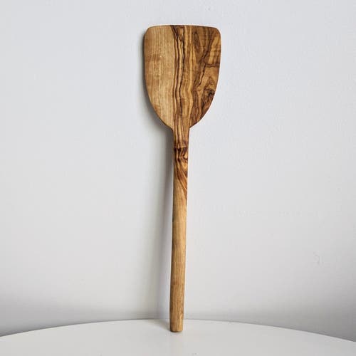 Shop Gharyan Stoneware Olive Wood Pancake Spatula In Natural