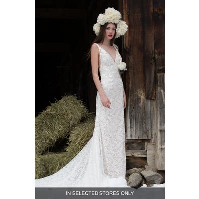 Willowby Bluma Lace Sheath Gown, Size - Ivory