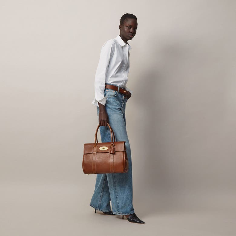 Shop Mulberry Bayswater Leather Satchel In Oak