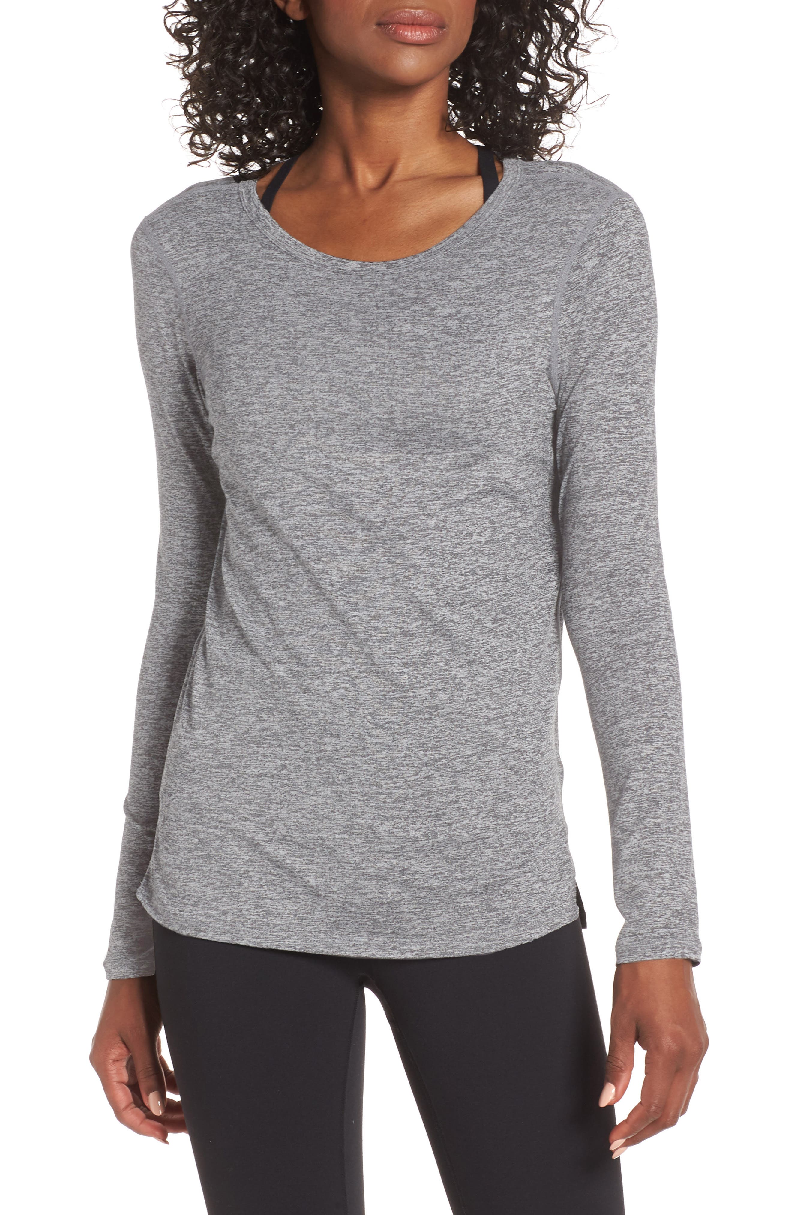 grey long sleeve shirt