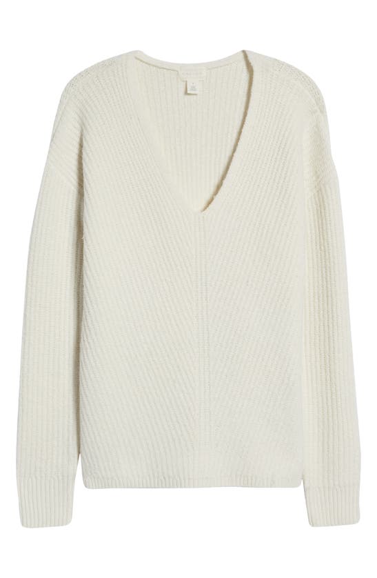 Caslon Directional V-neck Sweater In Ivory Pristine