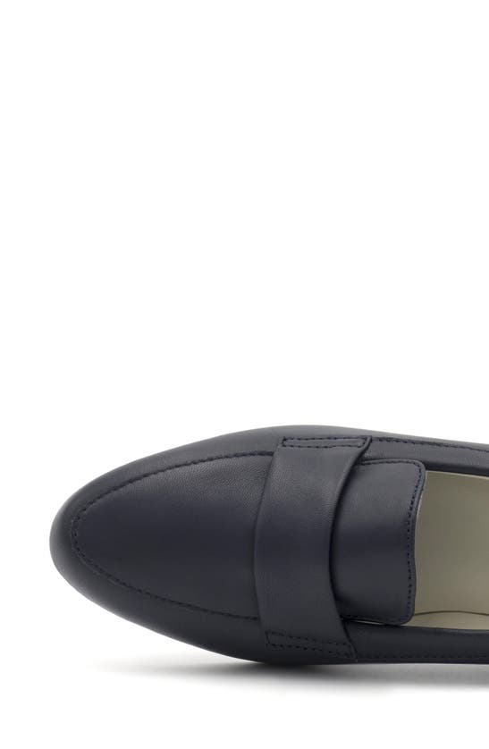 Shop Amalfi By Rangoni Orosei Loafer In Navy Parmasoft