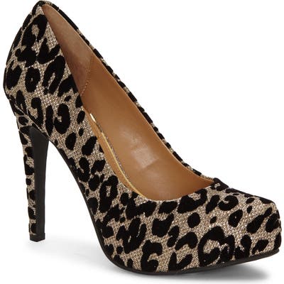 Jessica Simpson Parisah Platform Pump- Metallic