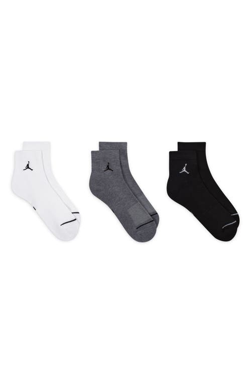 Shop Jordan Assorted Pack Of 3 Everyday Ankle Socks In White/grey/black