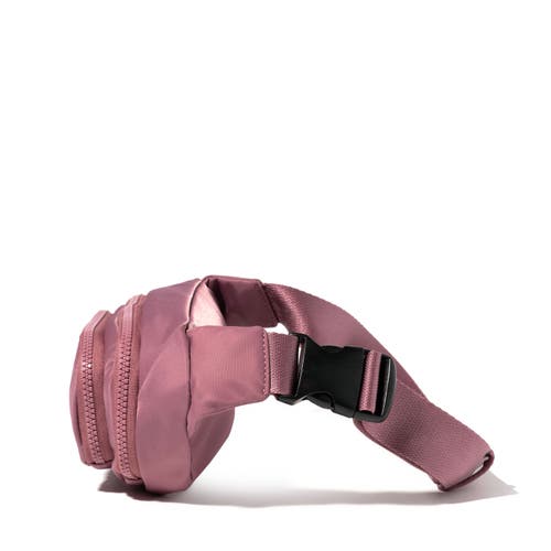 Baggallini On The Go Belt Bag Waist Pack In Mauve Twill