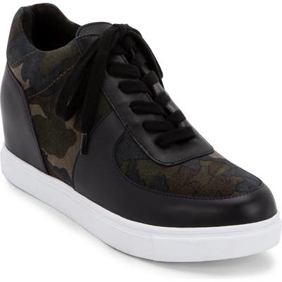 Blondo Goldy Waterproof Sneaker Bootie- Black