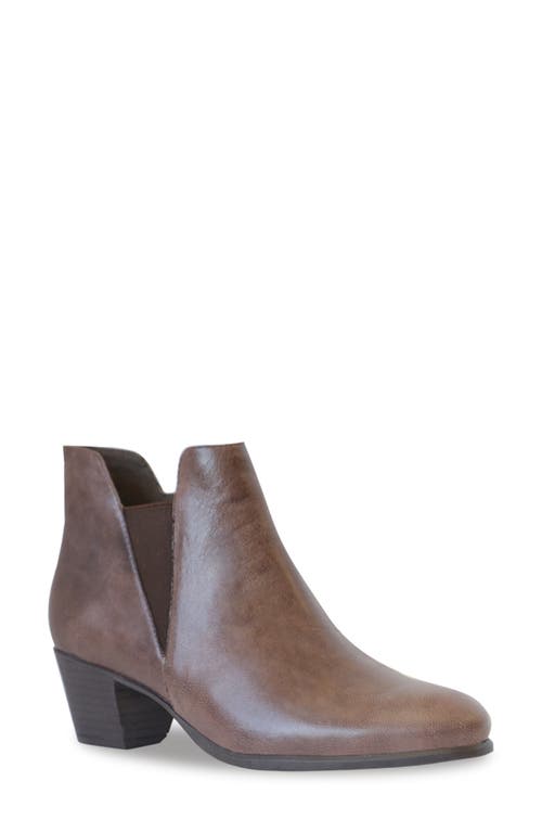 Munro Jackson Chelsea Boot Fudge Distressed Leather at Nordstrom,