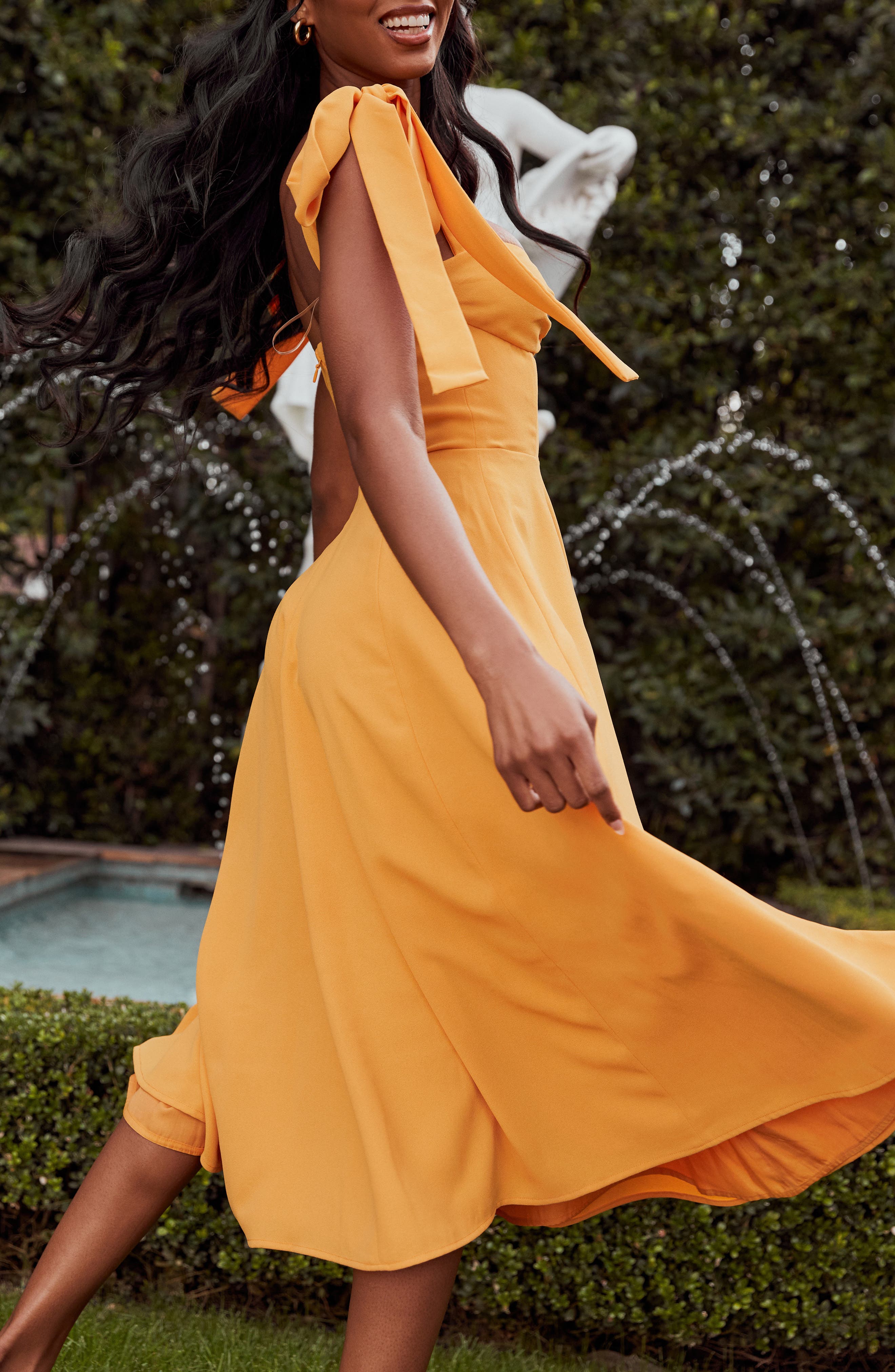 HOUSE OF CB Alicia Floral Midi Dress in Tangerine | Smart Closet