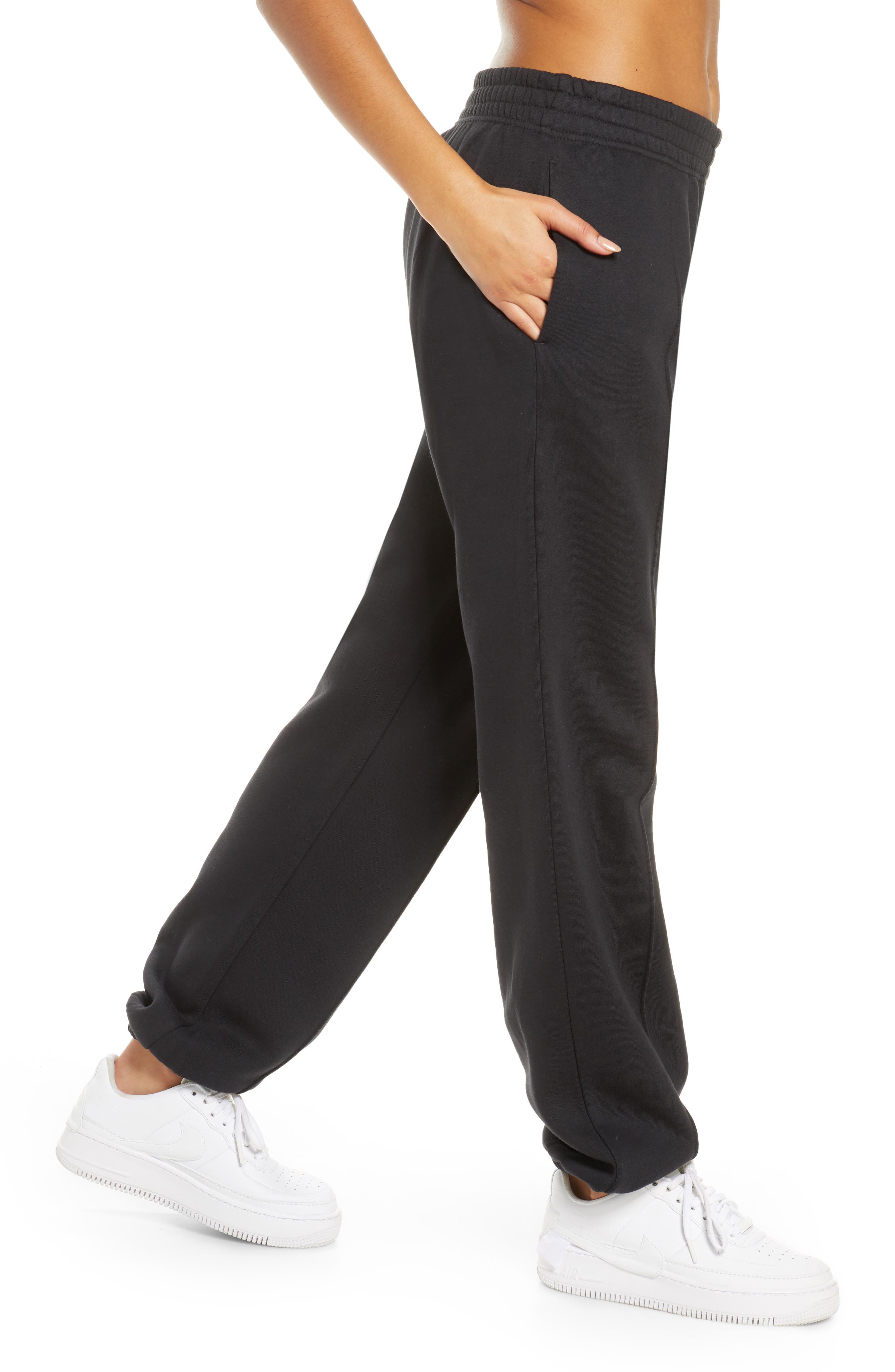 nike black essentials loose fit sweatpants