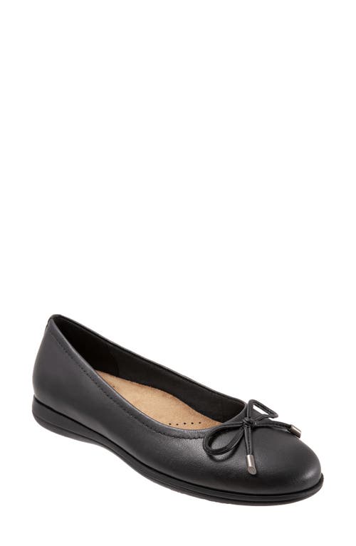 Trotters Dellis Ballet Flat Black Leather at Nordstrom,