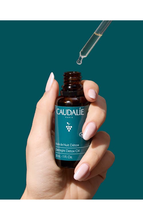 Shop Caudalíe Overnight Detox Oil In No Color