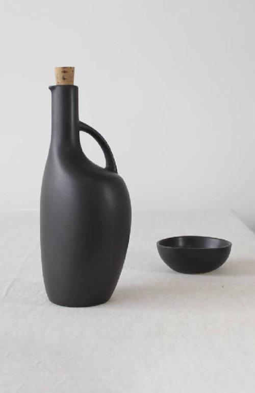 Gharyan Stoneware Olive Oil Bottle Canard In Black