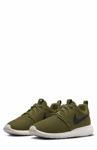 Nordstrom rack nike tanjun deals
