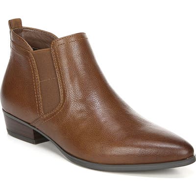 Naturalizer Becka Bootie, Brown