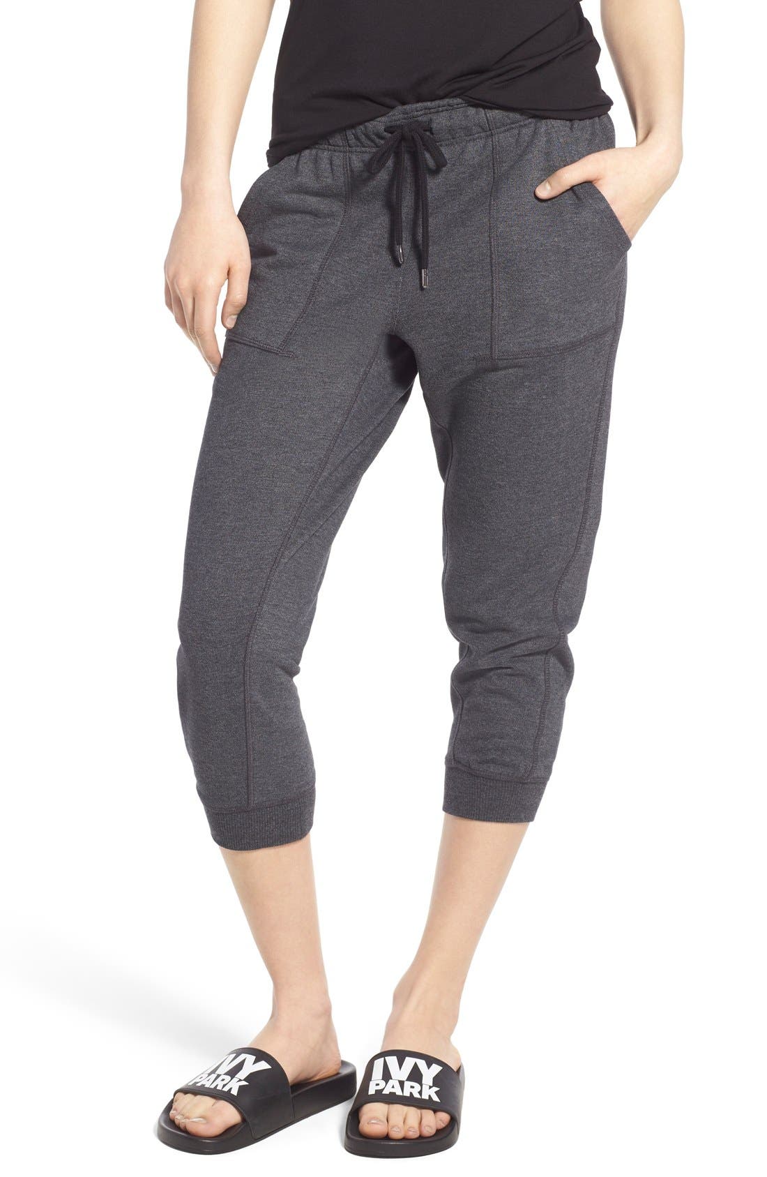 capri jogger pants