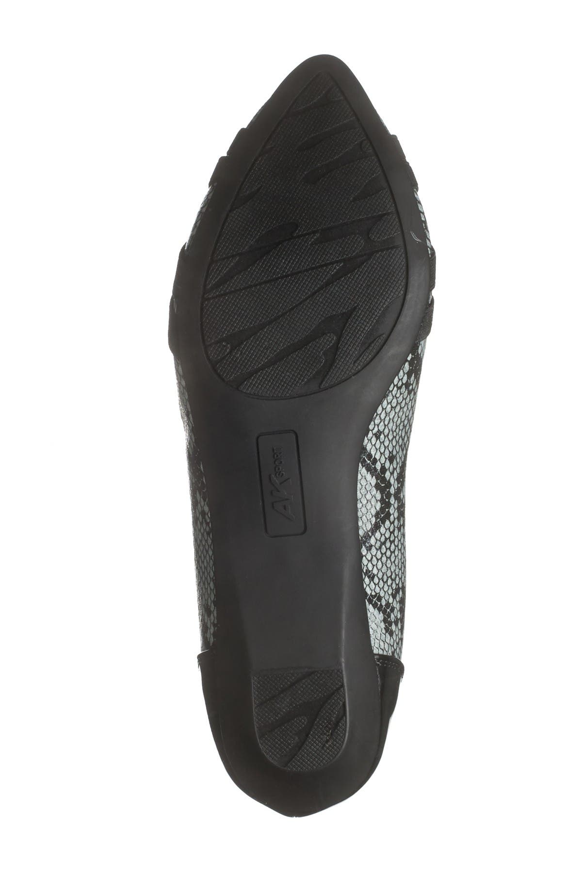 anne klein snakeskin shoes