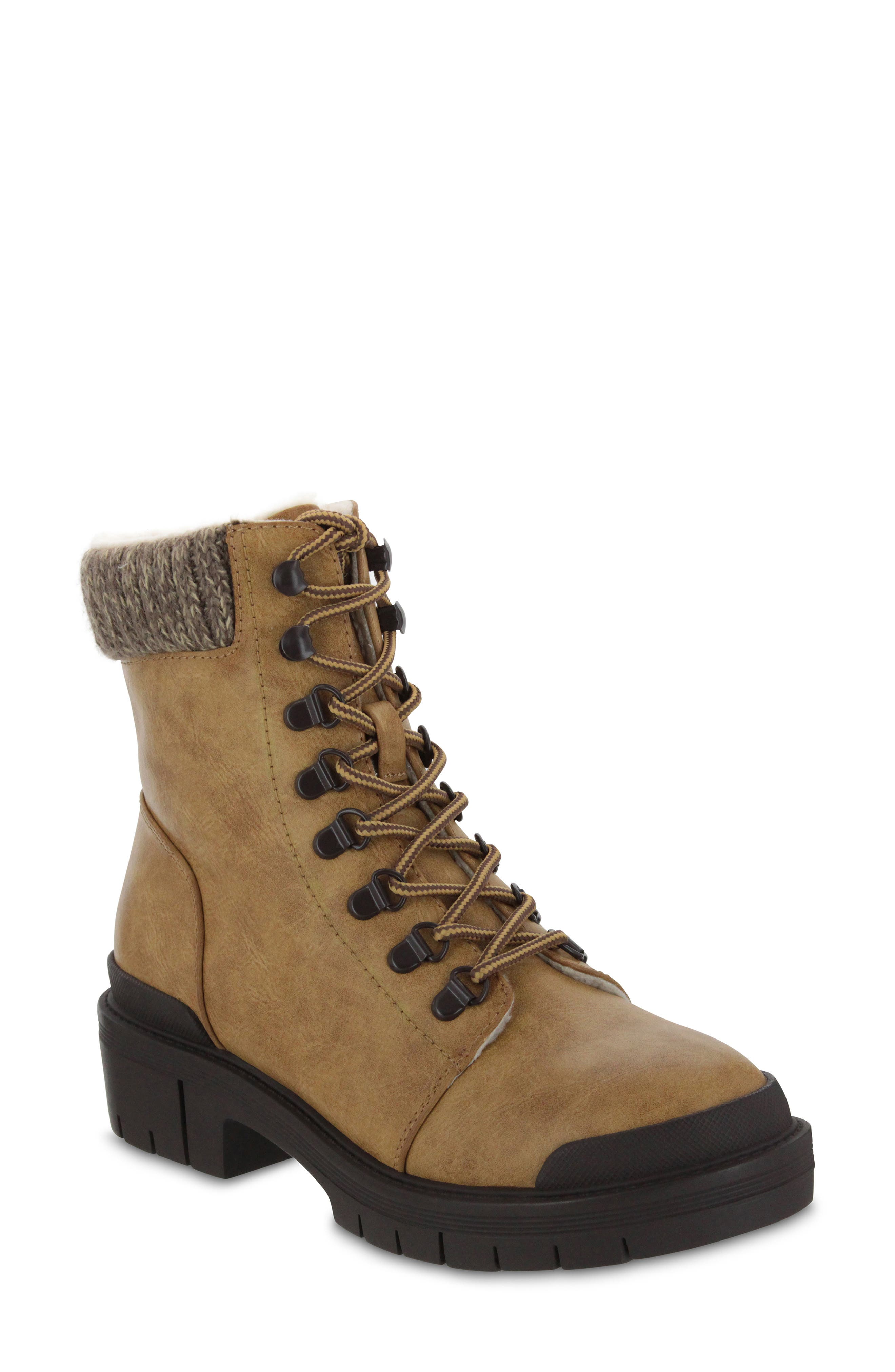 mia windy hiker boot