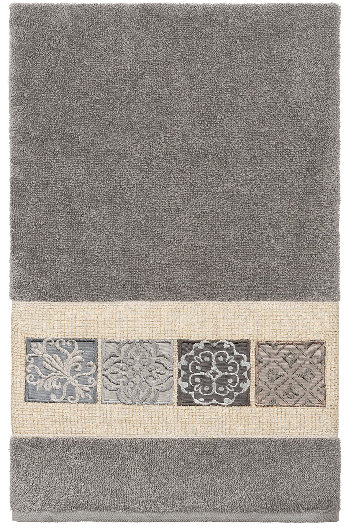 Linum Home Vivian 3-piece Embellished Towel