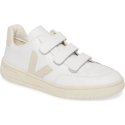Veja V-Lock Sneaker, / 8 Men