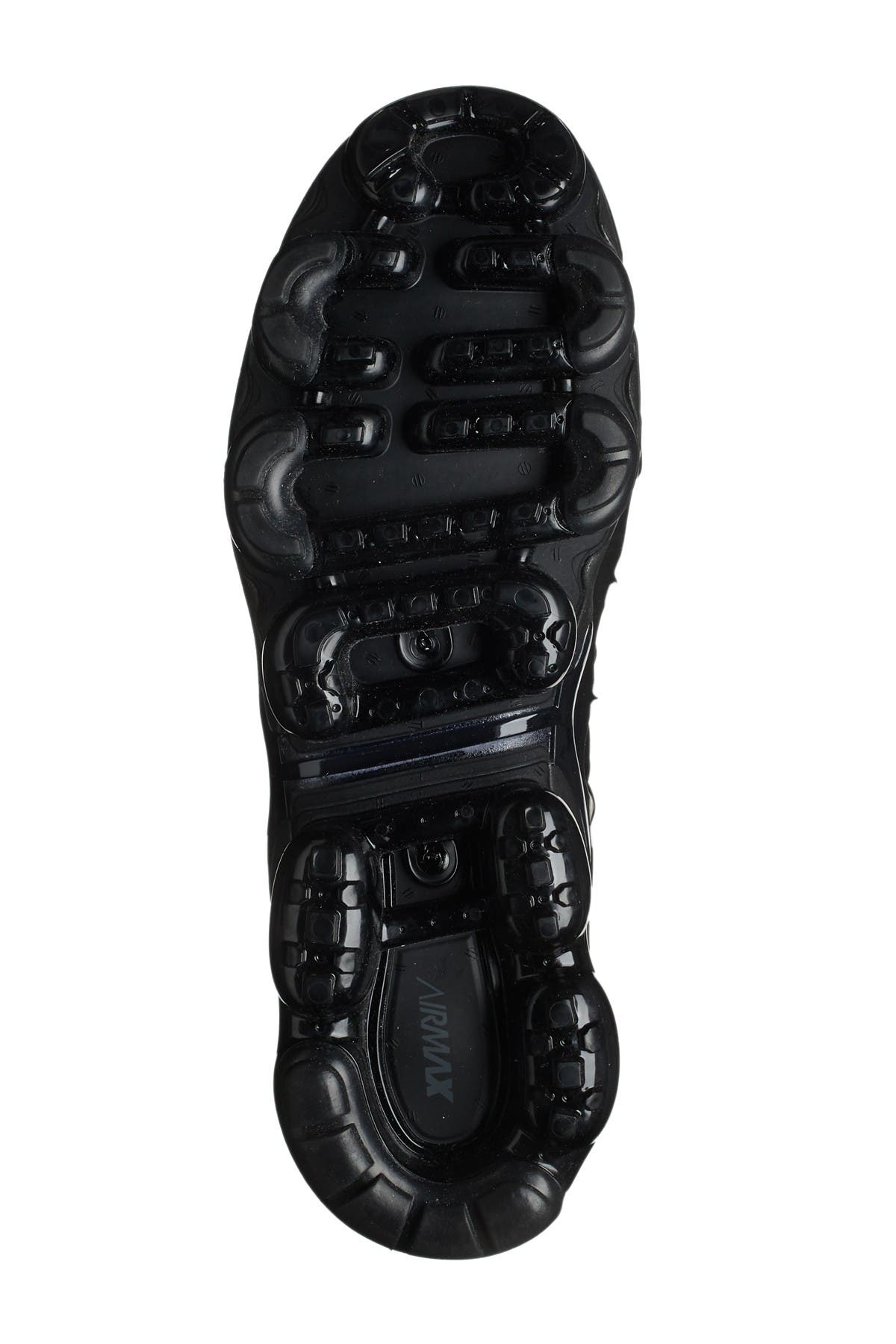 vapormax plus bottom