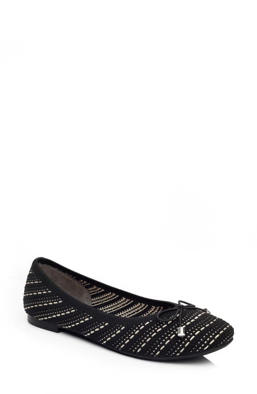 Shop Me Too Saylor Ballet Flat In Black/ivory Dot