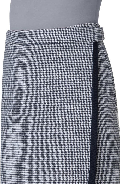 Akris Punto Wool Houndstooth Wrap Skirt In Cream-navy