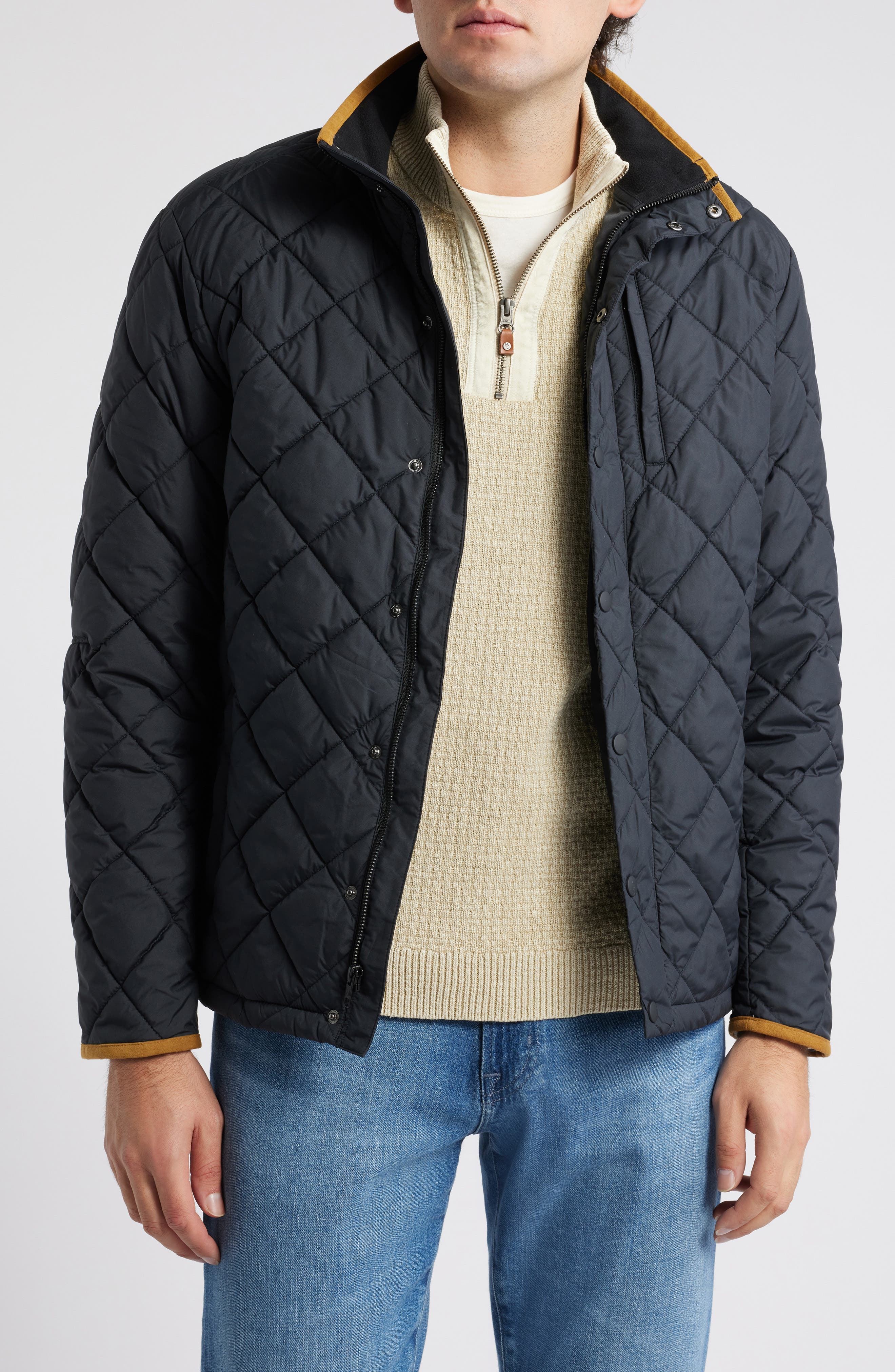 Mizzen+Main Belmont Quilted Wrinkle Resistant Insulated Jacket in Black Solid 