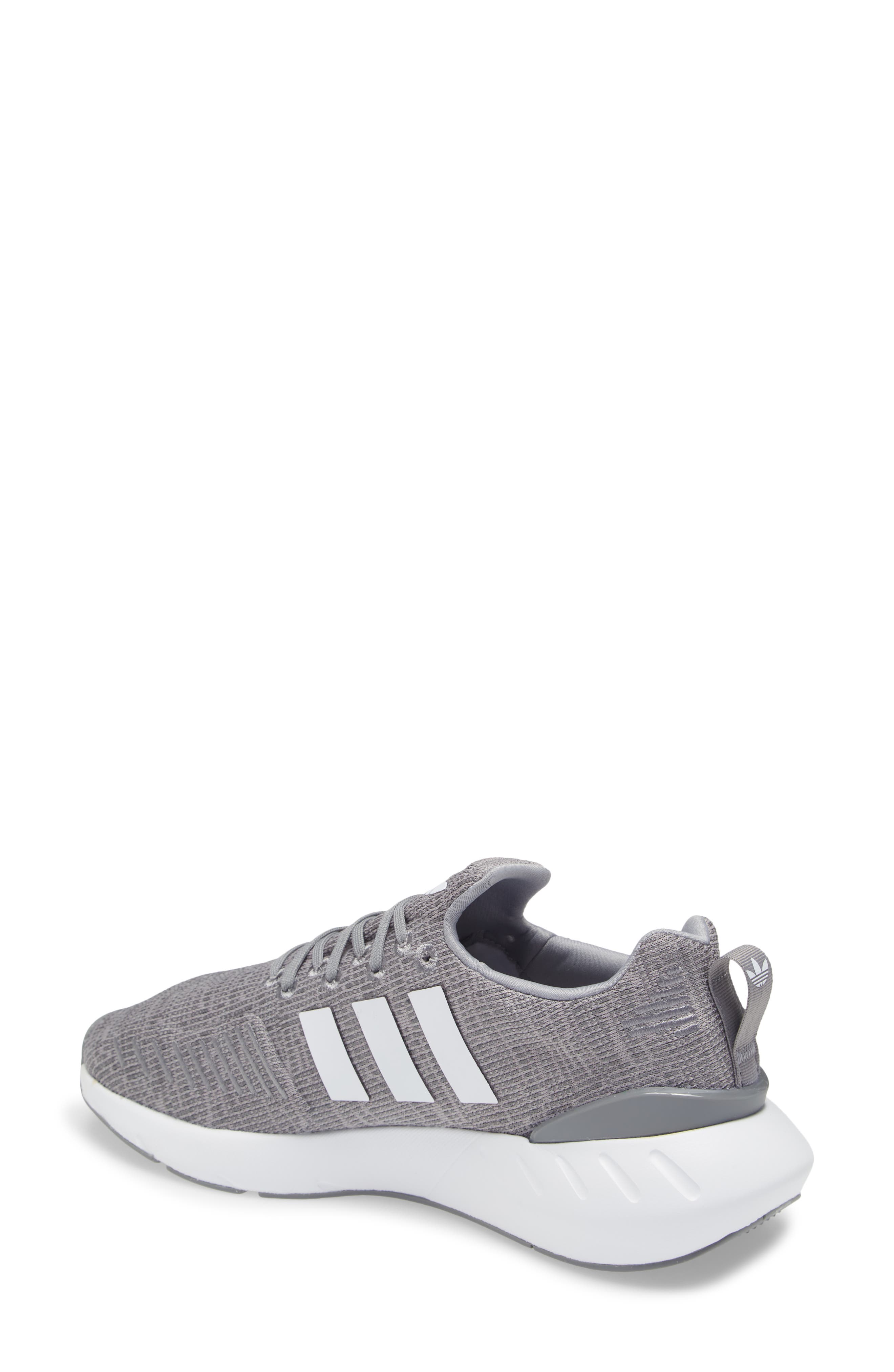 swift run adidas grey