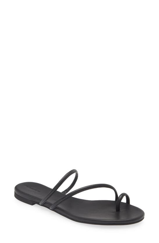 Reformation Ludo Toe Ring Strappy Flat Sandals Black 5.5 In Black