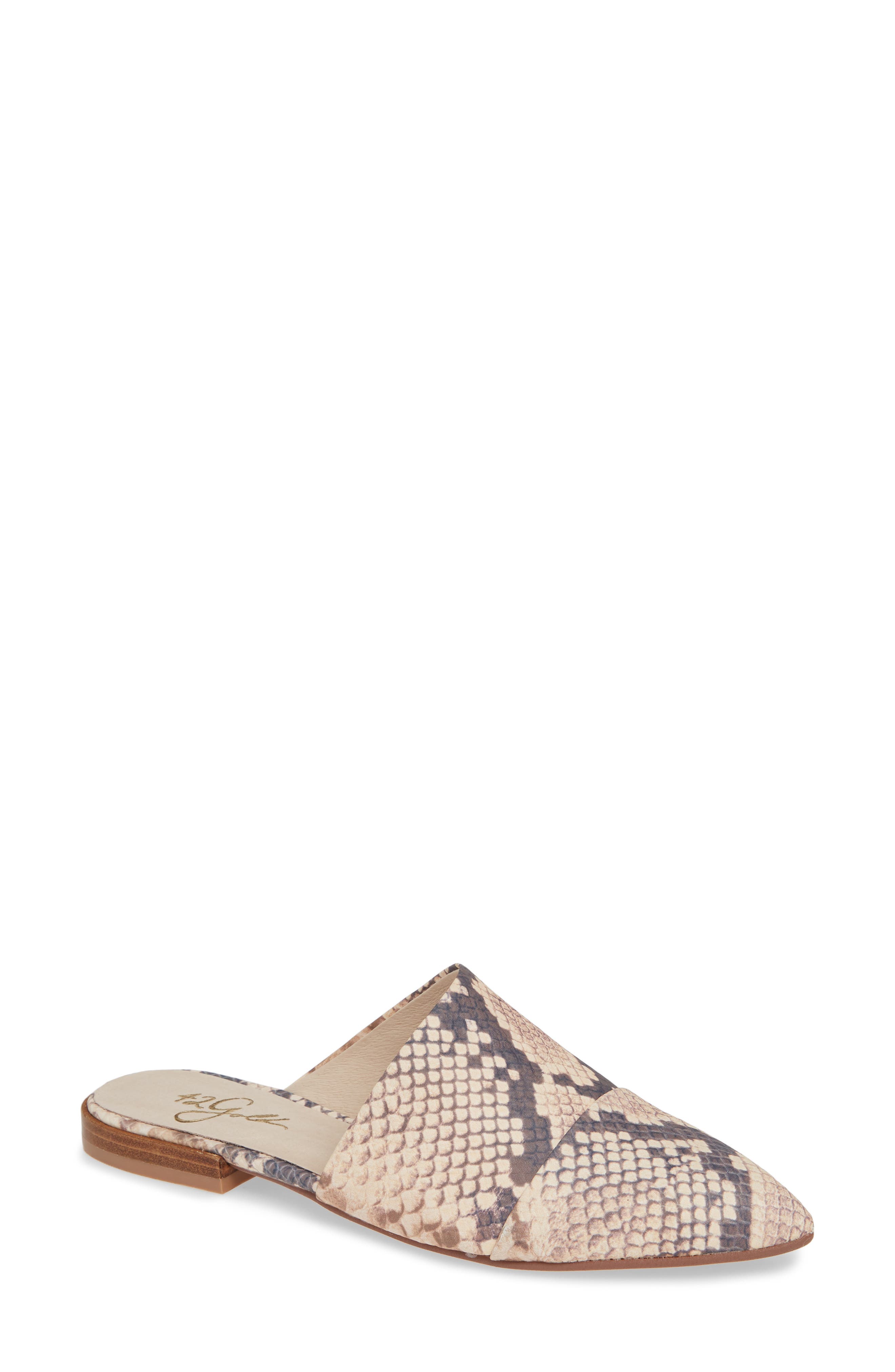 42 gold castle cap toe mule