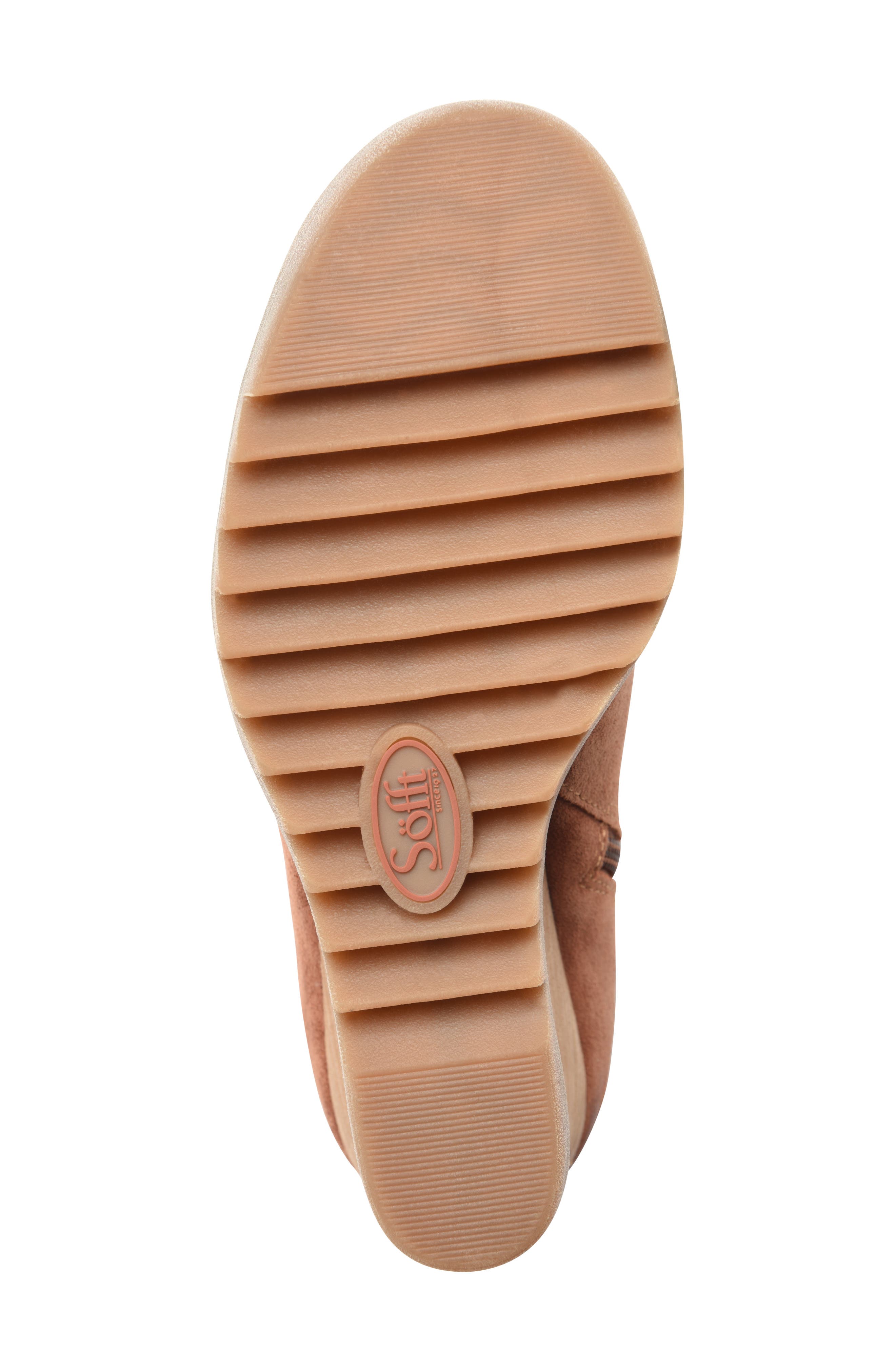 sofft waterproof bootie