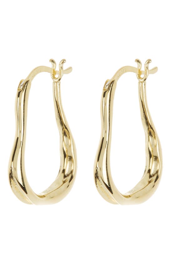 Argento Vivo Sterling Silver Wavy Oval Hoop Earrings In Gold