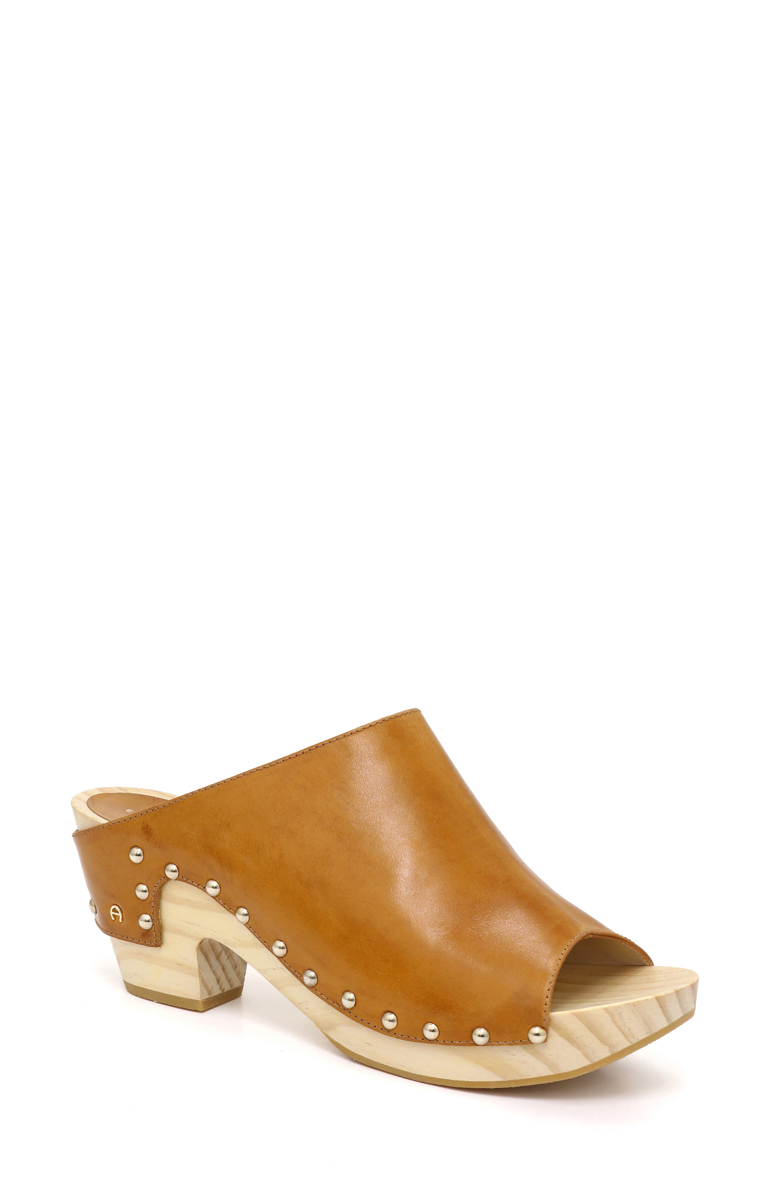 Etienne aigner yael leather clogs Clearance