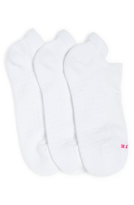 Hue Air Cushion Tab Back No Show Socks 3-pack In White Pack