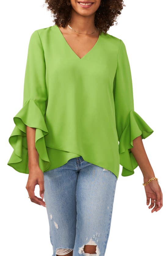 Vince Camuto Flutter Sleeve Tunic In Kiwi