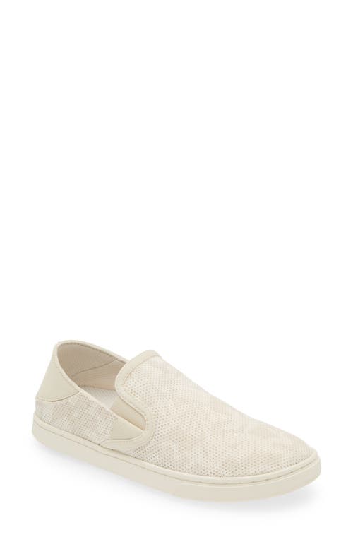 'Pehuea' Slip-On Sneaker in Puka /White