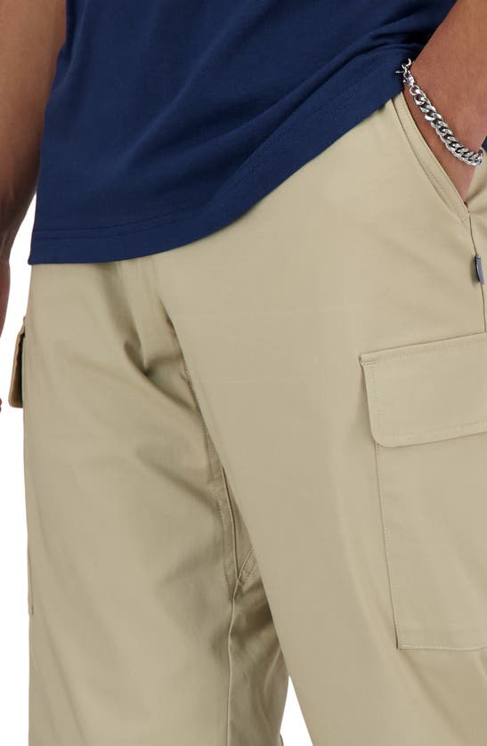 New Balance Mens Icon Twill Cargo Joggers In Stoneware