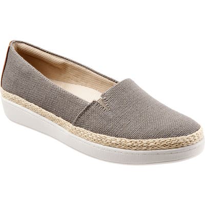 Trotters Accent Slip-On WW - Beige