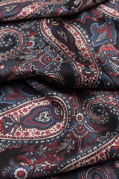 Elizabetta Venezia In Black Blue And Red