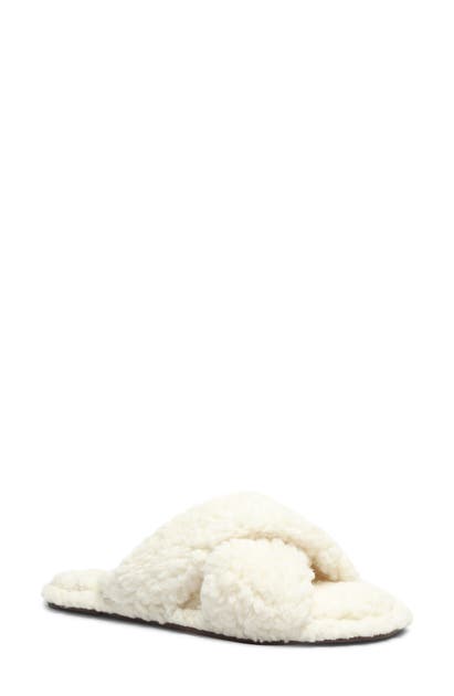 Click to view more detailed imagery on our partner's website Schutz Women's Dynora Faux Fur Slide Slippers In Areia Faux Leather