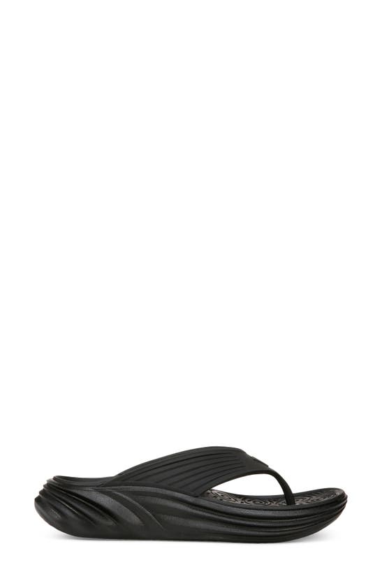 Shop Vionic Tide Rx Flip Flop In Black