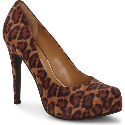 Jessica Simpson Parisah Glitter Platform Pump, Brown